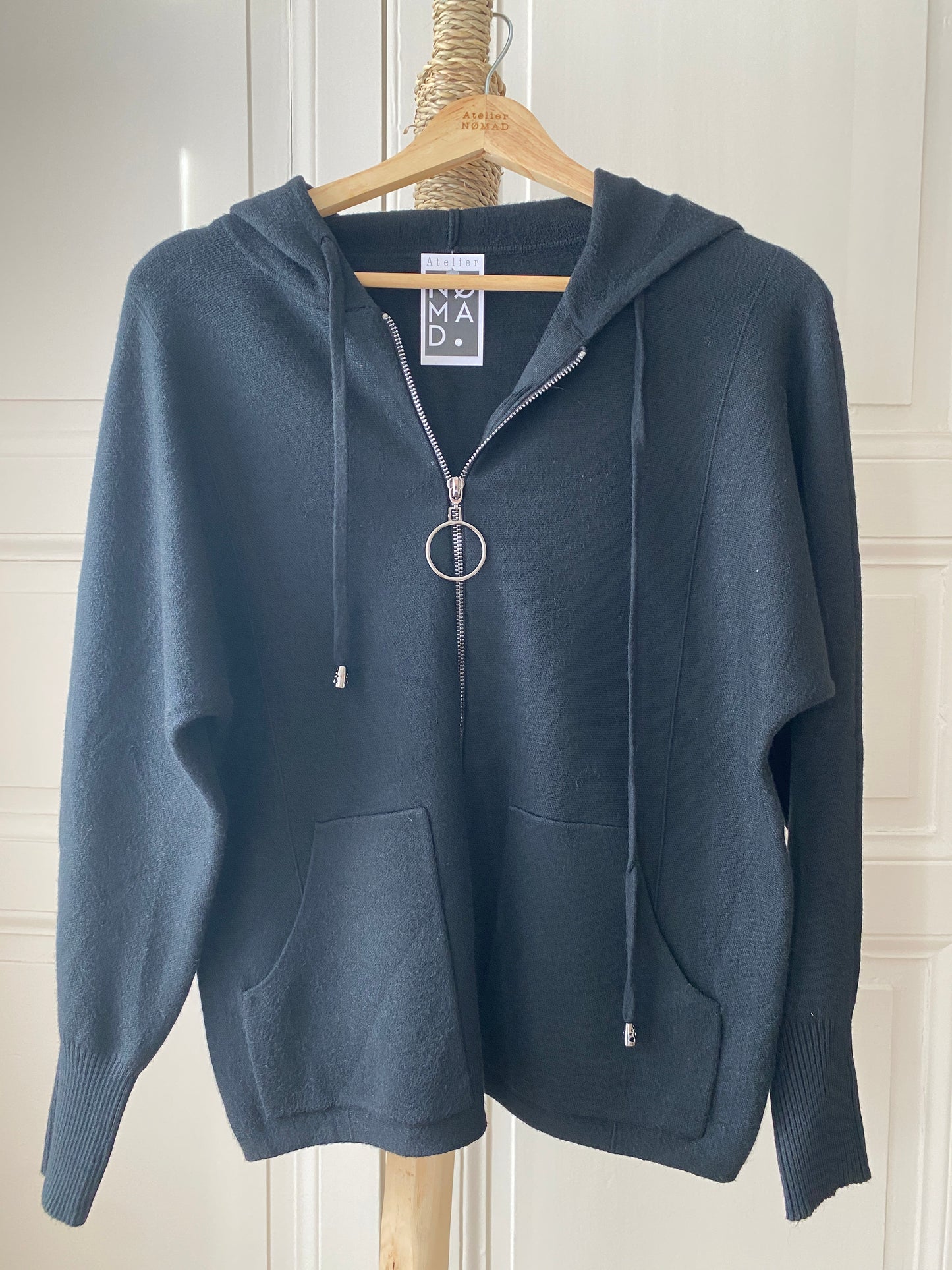Gilet zippé avec capuche