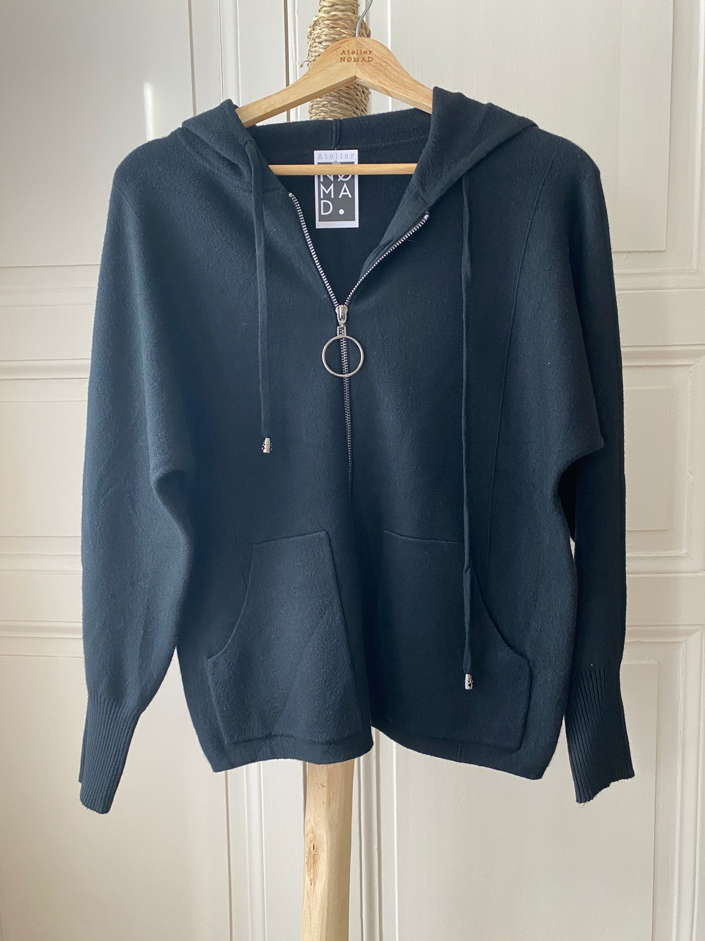 Gilet zippé avec capuche