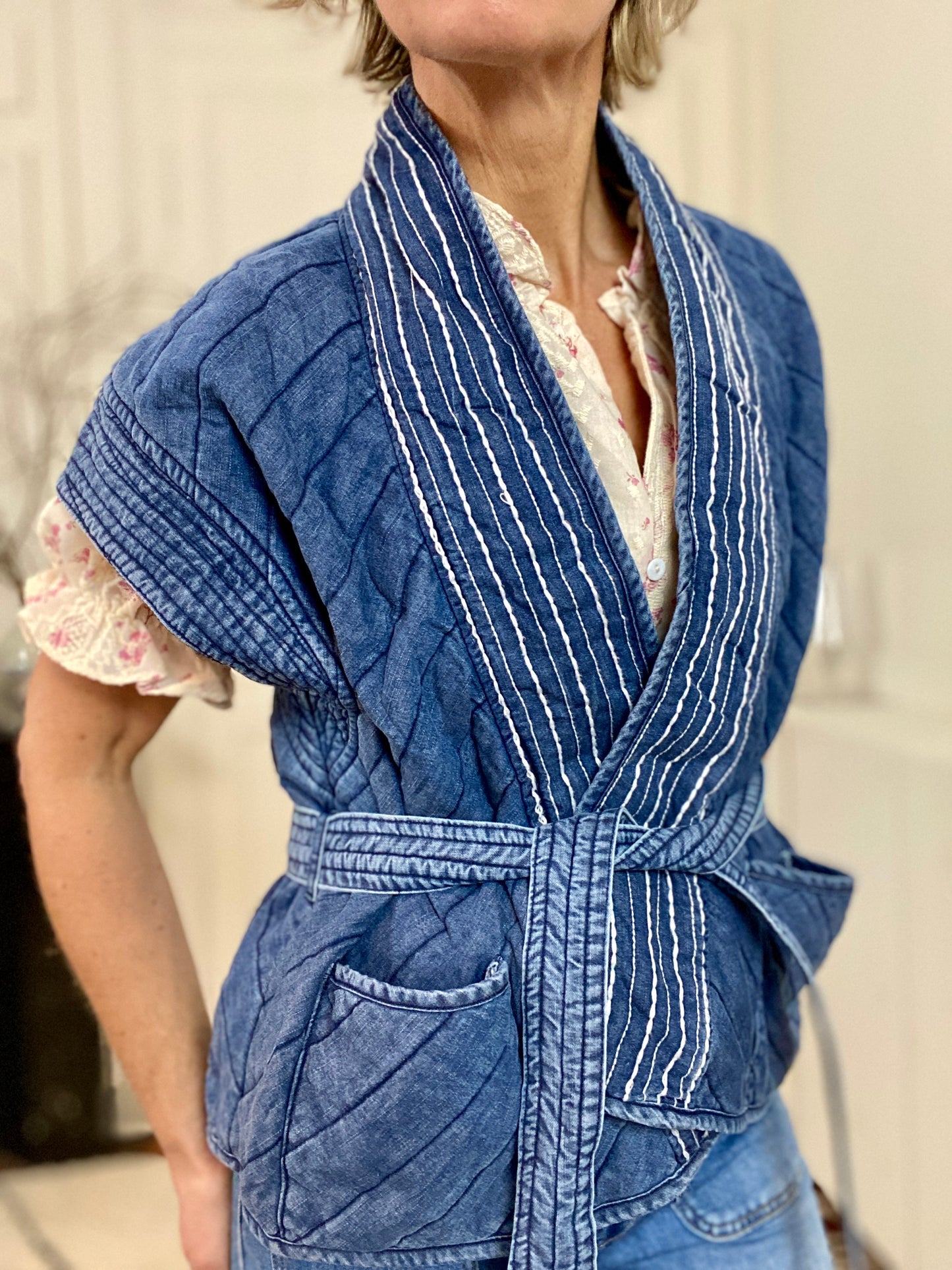 Kimono en jean avec ceinture
