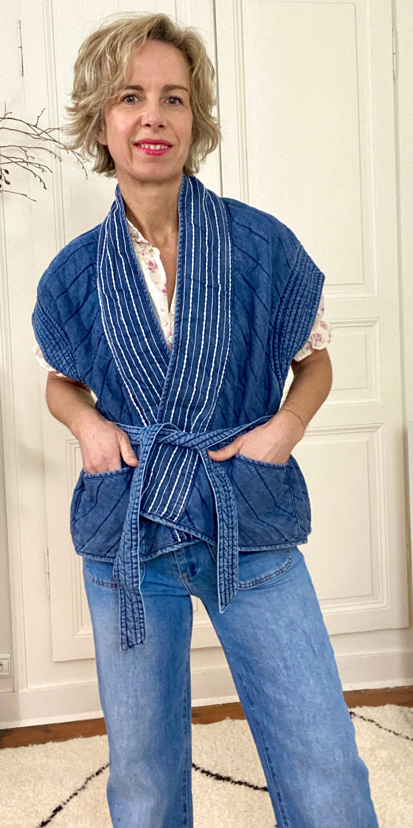 Kimono en jean avec ceinture